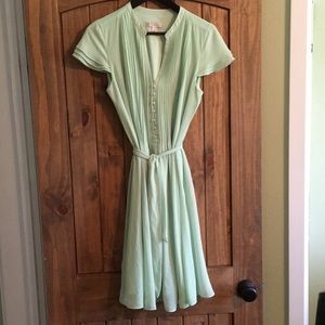 Dressbarn size 10 mint green dress